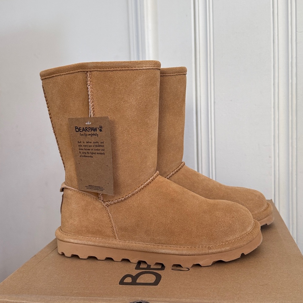 BEARPAW Elle Short Boots